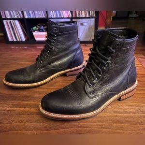 Nisolo women’s all weather amalia black boot. Size 9. Lightly used.